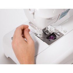 Singer XL-550 | FUTURA stitching and embroidery machine